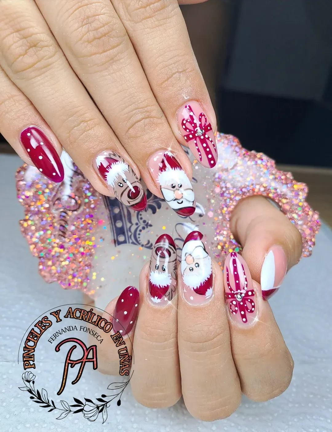 Diseño final de colección de uñas artísticas