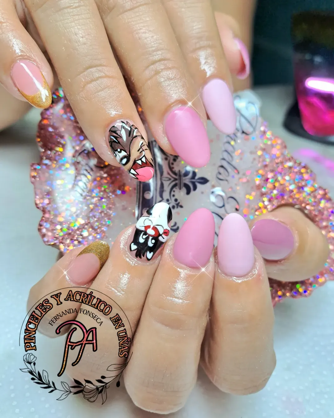 Diseño artístico con estilo sofisticado